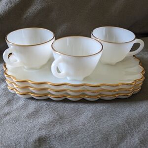 Vintage Anchor Hocking Snack Set Classic Milk Glass 22k Gold Trim 6 Piece